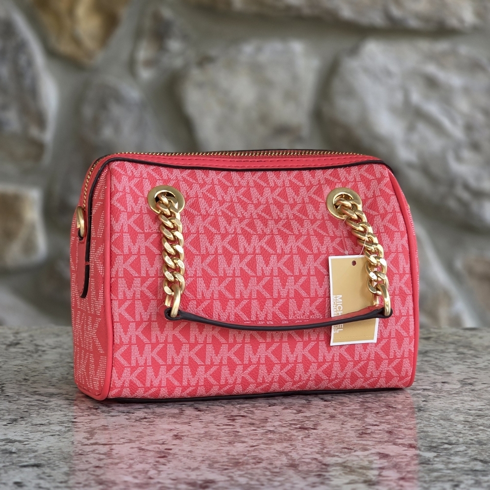 Michael Kors Blaire Extra Small Logo Crossbody - Picture 3 of 10